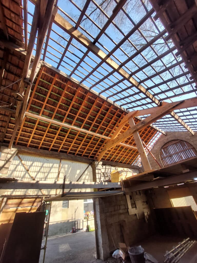 20220310-152319_179-768x1024